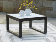 Load image into Gallery viewer, Beachloft Outdoor Coffee Table