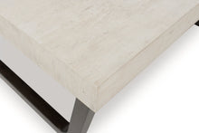 Load image into Gallery viewer, Westenfort Table (Set of 2)