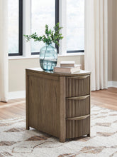 Load image into Gallery viewer, Camdill Chairside End Table