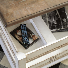 Load image into Gallery viewer, Realyn Table Set