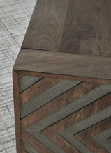 Load image into Gallery viewer, Dreggan Coffee Table