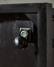 Load image into Gallery viewer, Rylandyn Lift-Top Coffee Table