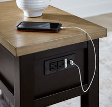 Load image into Gallery viewer, Drazmine Chairside End Table
