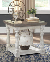 Load image into Gallery viewer, Havalance Occasional Table Set