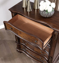 Load image into Gallery viewer, Esparanza Chest