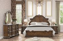 Load image into Gallery viewer, Leovanni E.King & Queen Bed