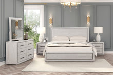 Load image into Gallery viewer, Crowthorne Queen Bedroom Set