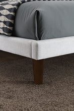 Load image into Gallery viewer, Verwood E.King, Full, & Queen Bed Gray & Light Gray