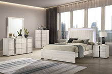 Load image into Gallery viewer, Horten Queen Bedroom Set