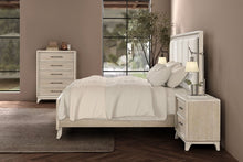 Load image into Gallery viewer, Midhurst Queen Bedroom Set