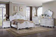 Load image into Gallery viewer, Ventresca E.King & Queen Bed White & Chrome