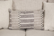 Load image into Gallery viewer, Gervais Loveseat