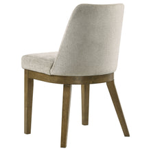 Load image into Gallery viewer, Castlewood 7 Pc Dining Set
