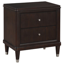 Load image into Gallery viewer, Emberlyn 4 &amp; 5 Piece Bedroom Set
