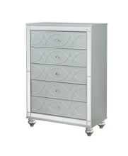 Load image into Gallery viewer, Gunnison 5-drawer Chest Silver Metallic image
