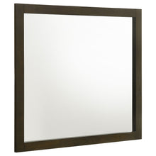 Load image into Gallery viewer, Wilkes 4 &amp; 5 Piece E.King, Queen, Twin, &amp; Full Bedroom Set
