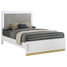 Load image into Gallery viewer, Caraway California King, E.King, &amp; Queen Bed Black &amp; White
