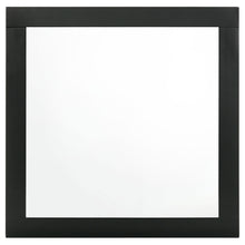 Load image into Gallery viewer, Caraway 4 Pc &amp; Pc E.King, Cal.King, &amp; Queen Bedroom Set Black &amp; White
