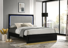 Load image into Gallery viewer, Caraway California King, E.King, &amp; Queen Bed Black &amp; White
