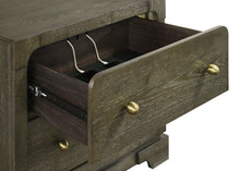 Load image into Gallery viewer, Gran Park 4 &amp; 5 Piece Bedroom Set E.King, Queen, &amp; Cal.King
