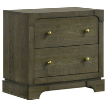 Load image into Gallery viewer, Gran Park 4 &amp; 5 Piece Bedroom Set E.King, Queen, &amp; Cal.King
