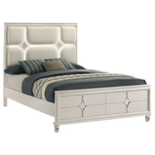 Load image into Gallery viewer, Olivia California King, E.King, &amp; Queen Bed
