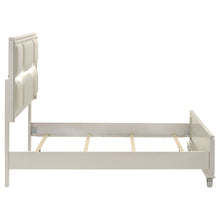 Load image into Gallery viewer, Olivia California King, E.King, &amp; Queen Bed
