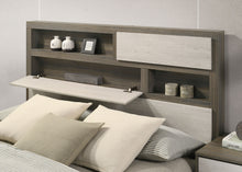 Load image into Gallery viewer, Fenwick California King, Eastren King, Queen Bed
