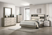Load image into Gallery viewer, Fenwick California King, Eastren King, Queen Bed
