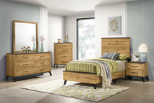 Load image into Gallery viewer, Kaywood 4 &amp; 5 Pc Bedroom Set Full, E.King, Queen &amp; Twin
