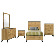 Load image into Gallery viewer, Kaywood 5 Pc Bedroom Set
