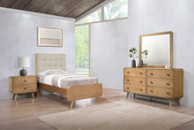 Load image into Gallery viewer, Robyn Bedroom Set
