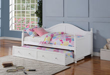 Load image into Gallery viewer, Julie Ann Daybed with Trundle
