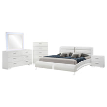 Load image into Gallery viewer, Jeremaine 5 Pc Bedroom Sets White
