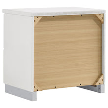Load image into Gallery viewer, Jeremaine 5 Pc Bedroom Sets White
