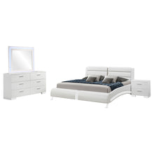Load image into Gallery viewer, Jeremaine 5 Pc Bedroom Sets White
