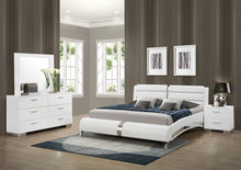 Load image into Gallery viewer, Jeremaine Bedroom Set
