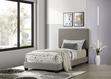 Load image into Gallery viewer, Dorian Panel Beds
