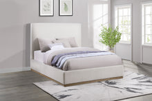 Load image into Gallery viewer, Knox Eastern King &amp; Queen Bed
