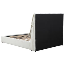 Load image into Gallery viewer, Gwendoline Panel Platform Bed
