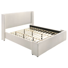 Load image into Gallery viewer, Alamosa Eastern King &amp; Queen Bed
