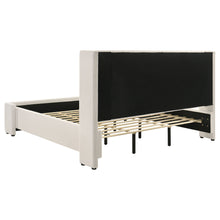 Load image into Gallery viewer, Alamosa Eastern King &amp; Queen Bed
