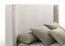 Load image into Gallery viewer, Alamosa Eastern King &amp; Queen Bed
