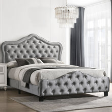 Load image into Gallery viewer, Bella Queen Beds
