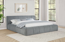 Load image into Gallery viewer, Wilshire California King, E.king, &amp; Queen Bed
