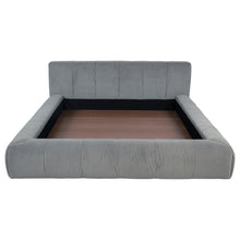 Load image into Gallery viewer, Wilshire California King, E.king, &amp; Queen Bed
