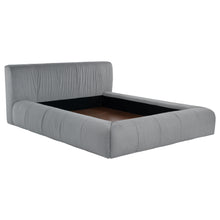 Load image into Gallery viewer, Wilshire Queen Bed image

