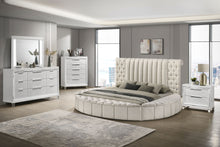 Load image into Gallery viewer, Sonya Eastern King &amp; Queen Bed
