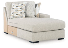 Load image into Gallery viewer, Laurelgrove Sectional with Chaise
