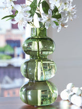 Load image into Gallery viewer, Renethorne Vase
